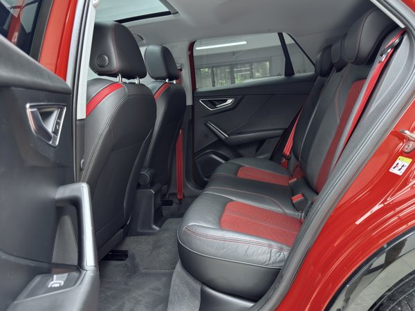 Audi Q2L 2018, 61100 км, за 11927 USD - фото 14