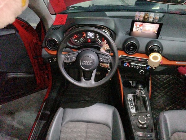 Audi Q2L 2018, 73200 км, за 9592 USD - фото 11