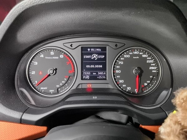 Audi Q2L 2018, 73200 км, за 9592 USD - фото 12