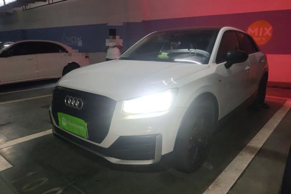 Audi Q2L · 2018 год