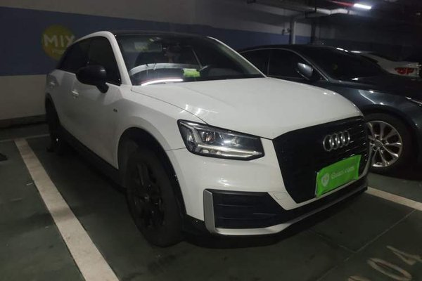 Audi Q2L 2018, 37400 км, за 9889 USD