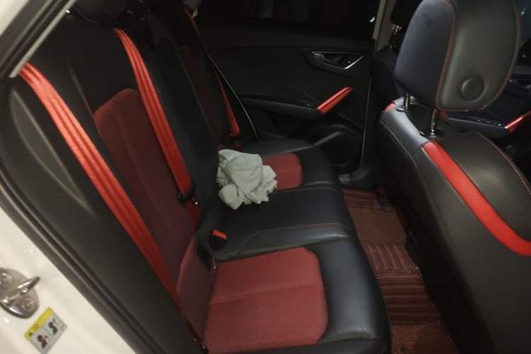 Audi Q2L 2018, 37400 км, за 9889 USD - фото 17