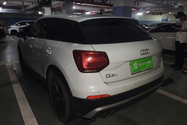 Audi Q2L 2018, 37400 км, за 9889 USD