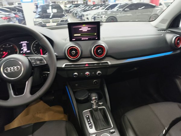 Audi Q2L 2018, 73000 км, за 11961 USD - фото 16