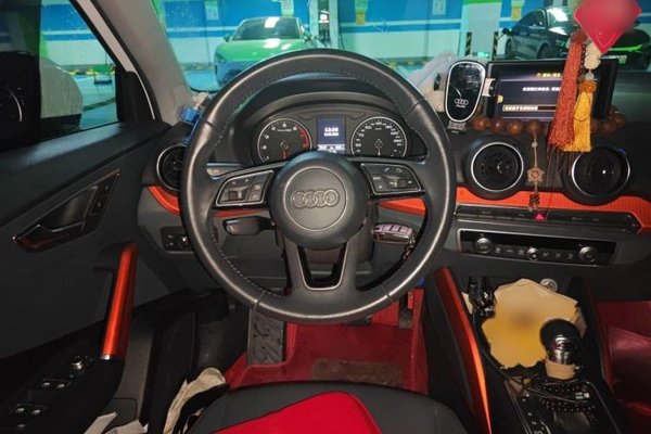 Audi Q2L 2018, 78400 км, за 11718 USD - фото 9
