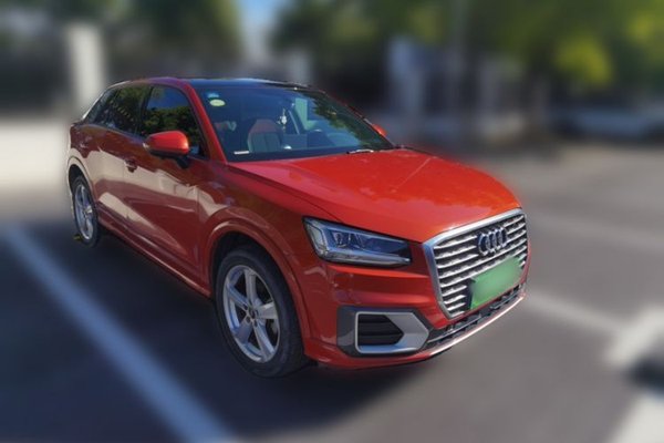 Audi Q2L 2018, 23900 км, за 11917 USD