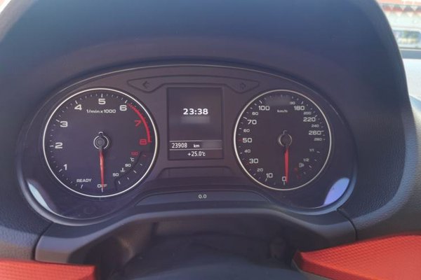 Audi Q2L 2018, 23900 км, за 11917 USD - фото 8