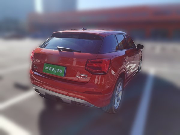 Audi Q2L 2018, 23900 км, за 12335 USD