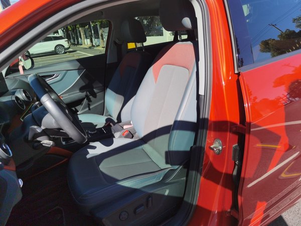 Audi Q2L 2018, 23900 км, за 12335 USD - фото 12