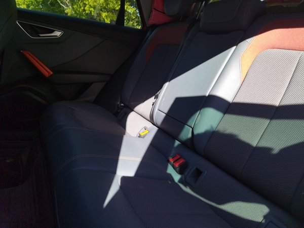 Audi Q2L 2018, 23900 км, за 12335 USD - фото 14