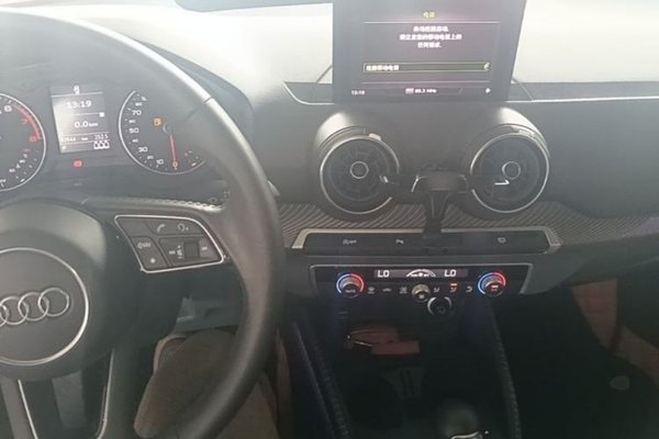 Audi Q2L 2020, 83900 км, за 12556 USD - фото 12