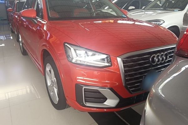 Audi Q2L 2020, 83900 км, за 12556 USD