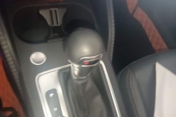 Audi Q2L 2020, 83900 км, за 12556 USD - фото 16