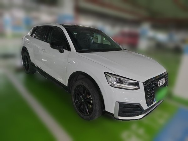 Audi Q2L 2020, 64300 км, за 10654 USD