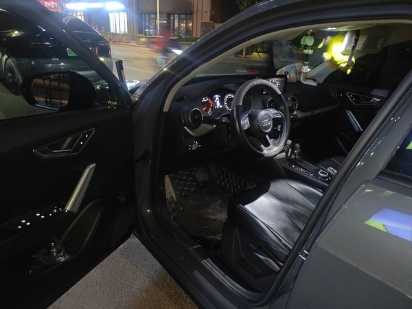 Audi Q2L 2021, 47800 км, за 11056 USD - фото 17