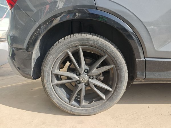 Audi Q2L 2021, 56400 км, за 14665 USD - фото 10