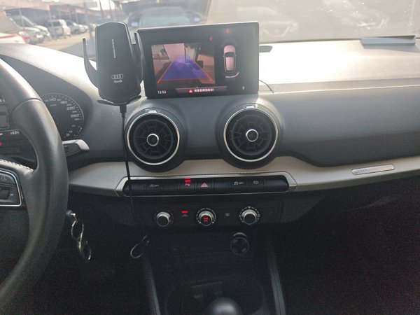 Audi Q2L 2021, 56400 км, за 14665 USD - фото 14