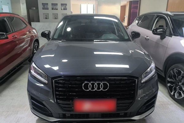 Audi Q2L 2021, 66700 км, за 14104 USD