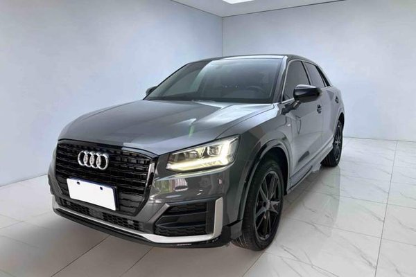 Audi Q2L · 2021 год