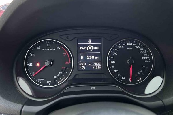 Audi Q2L 2021, 66700 км, за 14104 USD - фото 22