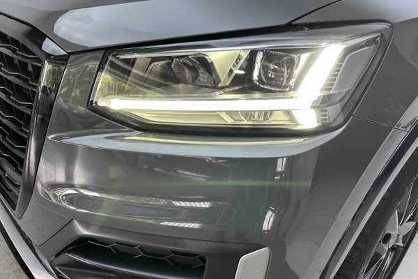 Audi Q2L 2021, 66700 км, за 14104 USD - фото 9