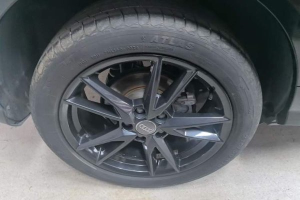 Audi Q2L 2021, 66700 км, за 14104 USD - фото 10