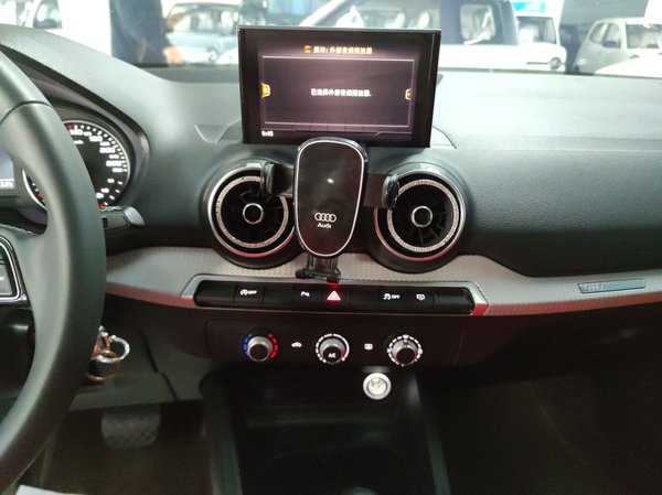 Audi Q2L 2021, 50100 км, за 14493 USD - фото 16