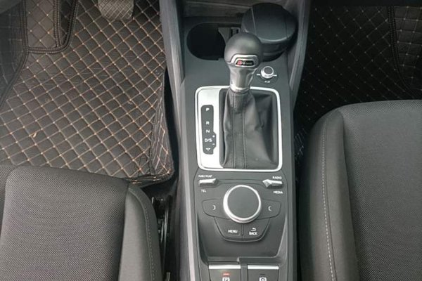 Audi Q2L 2021, 30700 км, за 12932 USD - фото 26