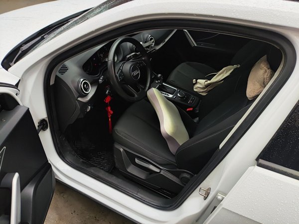 Audi Q2L 2021, 23400 км, за 13806 USD - фото 17