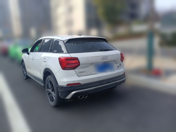 Audi Q2L 2021, 50400 км, за 14592 USD