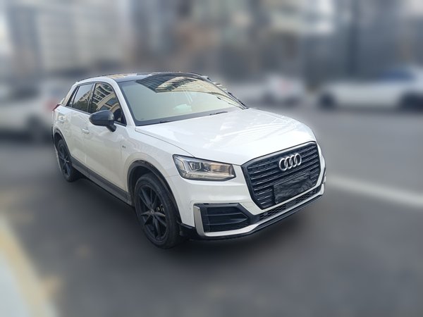 Audi Q2L 2021, 50400 км, за 14592 USD