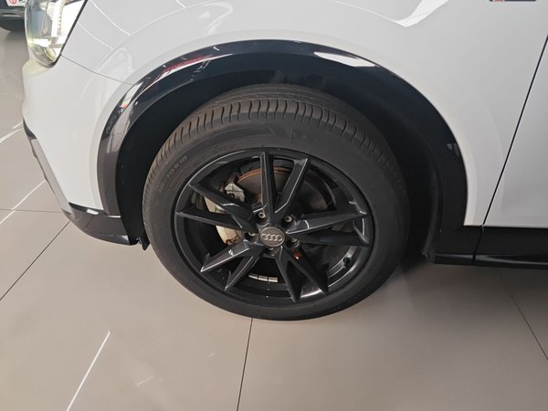 Audi Q2L 2021, 63900 км, за 13781 USD - фото 22