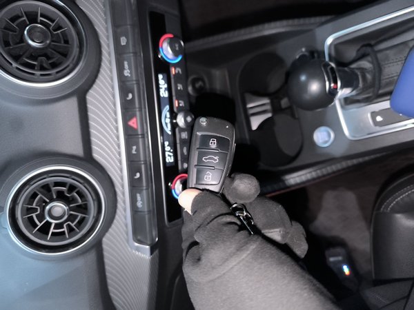 Audi Q2L 2021, 72200 км, за 13456 USD - фото 8