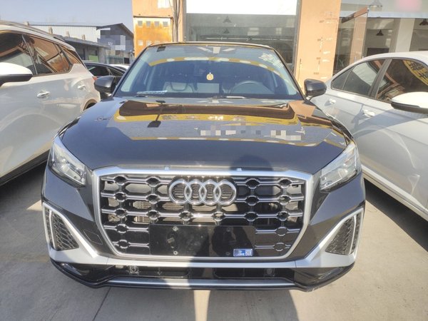 Audi Q2L 2022 35 TFSI Progressive Dynamic Edition, 2022 года