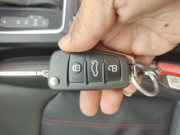 Audi Q2L 2022, 59600 км, за 15504 USD - фото 19