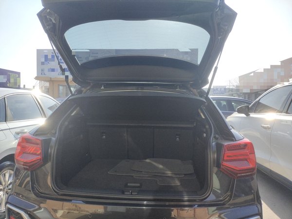 Audi Q2L 2022, 59600 км, за 15504 USD - фото 18