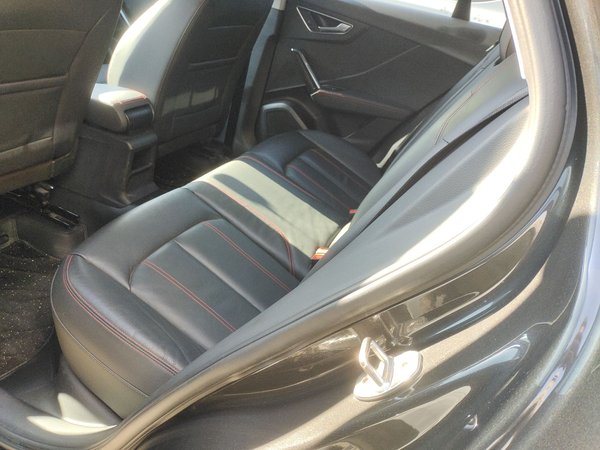 Audi Q2L 2022, 59600 км, за 15504 USD - фото 22