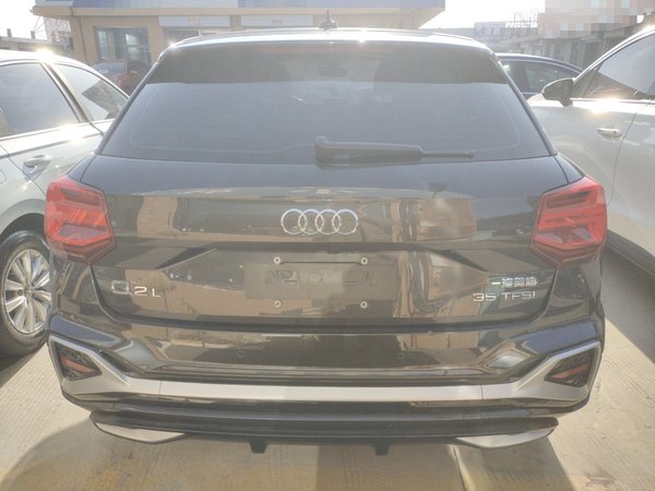 Audi Q2L 2022, 59600 км, за 15504 USD - фото 6