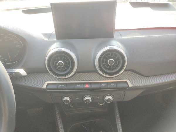 Audi Q2L 2022, 59600 км, за 15504 USD - фото 14