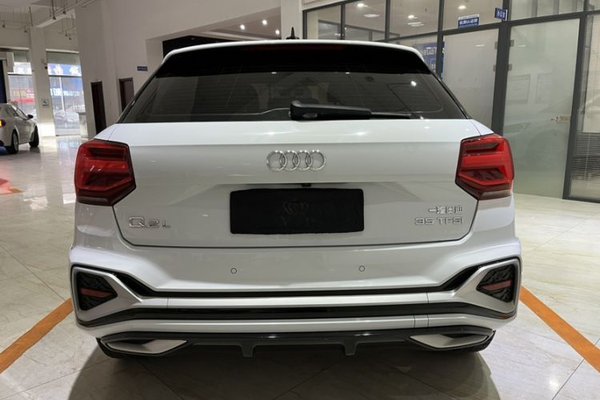 Audi Q2L 2022, 23700 км, за 20484 USD - фото 6