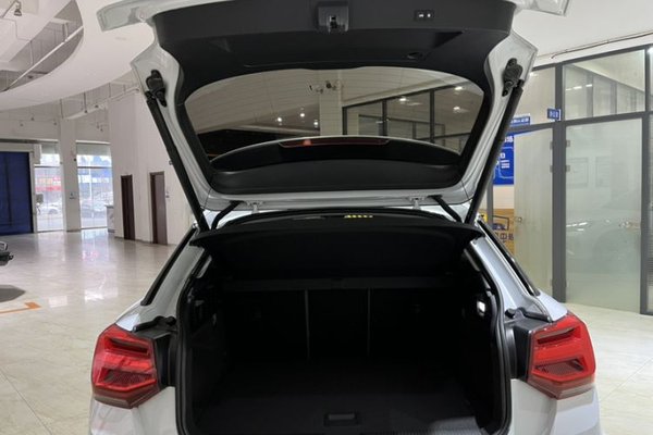 Audi Q2L 2022, 23700 км, за 20484 USD - фото 20