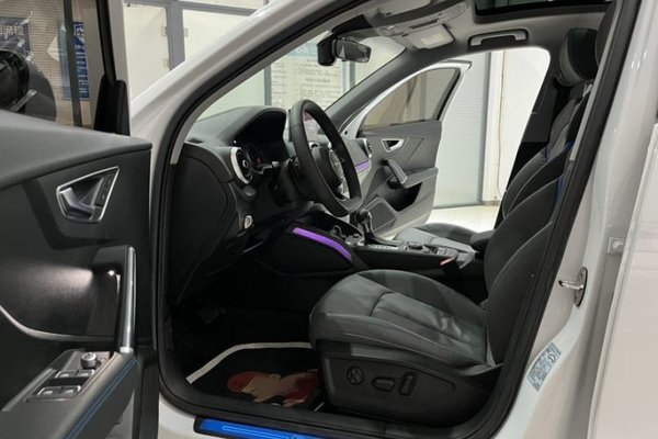 Audi Q2L 2022, 23700 км, за 20484 USD - фото 10