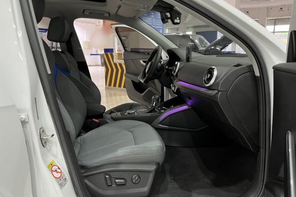 Audi Q2L 2022, 23700 км, за 20484 USD - фото 12