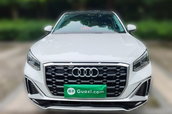 Audi Q2L 2022, 25000 км, за 18732 USD