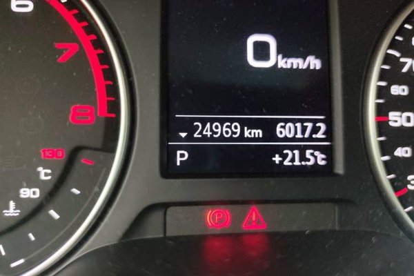 Audi Q2L 2022, 25000 км, за 18732 USD - фото 12