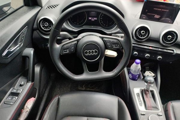 Audi Q2L 2022, 25000 км, за 18732 USD - фото 10
