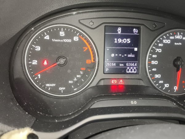 Audi Q2L 2022, 26200 км, за 19836 USD - фото 11