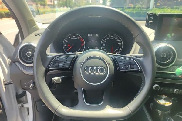 Audi Q2L 2022, 34500 км, за 18057 USD - фото 7