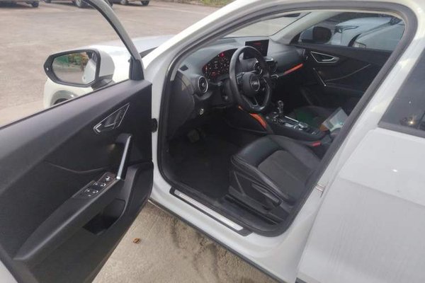 Audi Q2L e-tron 2019, 116500 км, за 8772 USD - фото 22