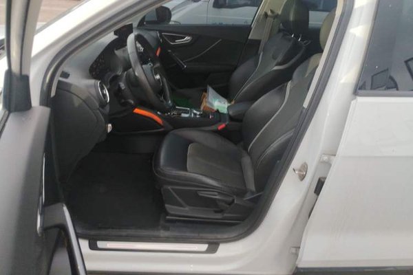 Audi Q2L e-tron 2019, 116500 км, за 8772 USD - фото 21